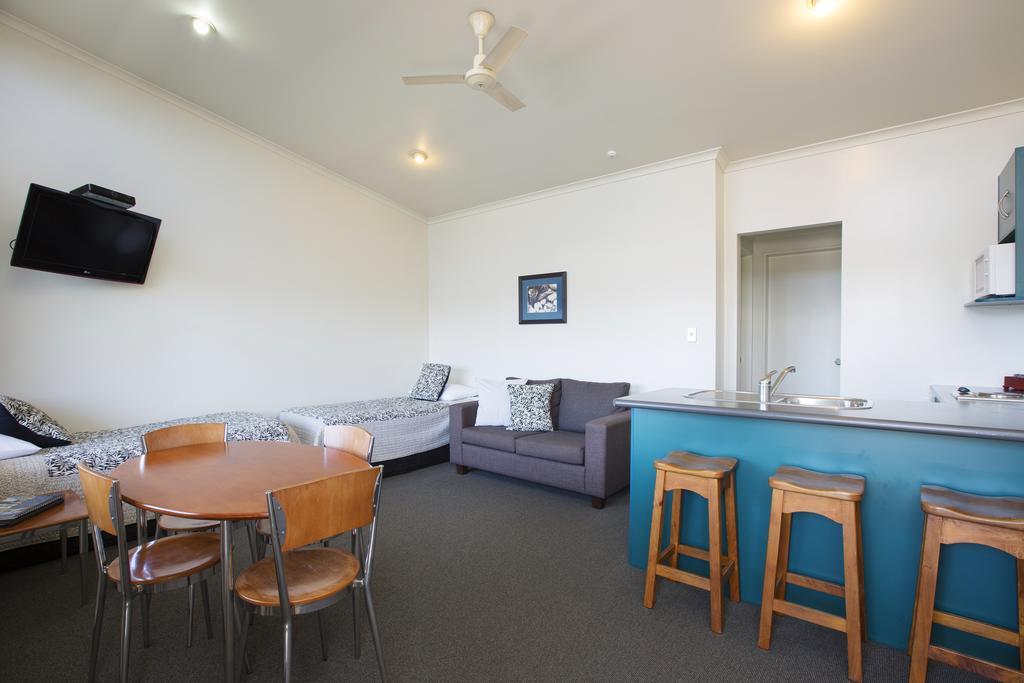 Beach House Motel Papamoa Dış mekan fotoğraf